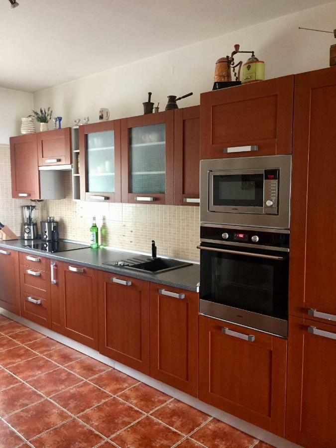 Villa Prazdninovy Dum Holubka Nove Mesto na Morave Exterior foto